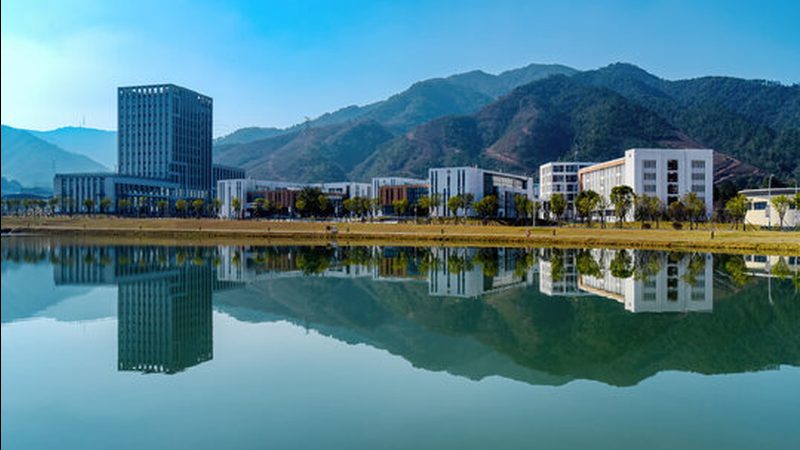 电子科技产品直供厂家：揭秘其优缺点